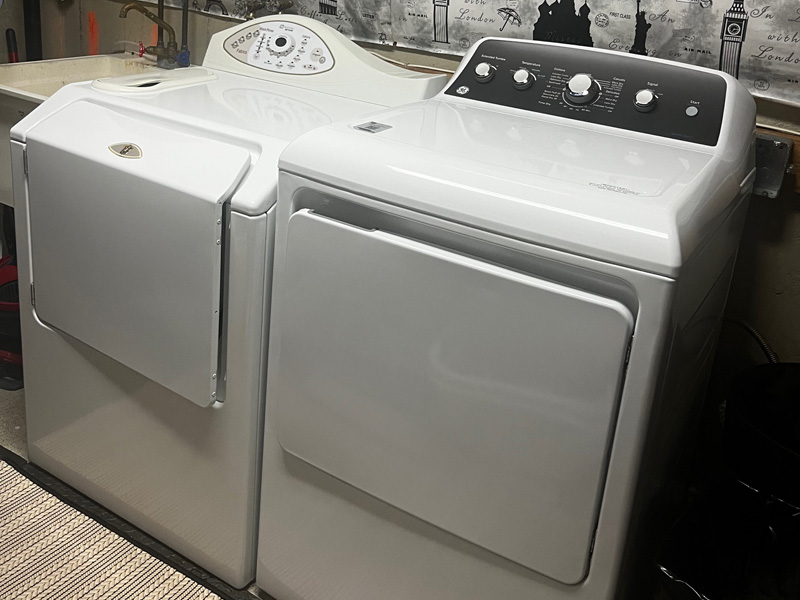 Port Hope Appliance Laundry washer and dryer
